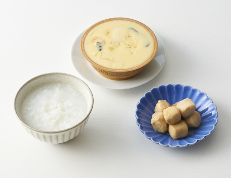 お粥、里芋煮、茶碗蒸しの写真