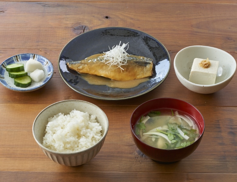 さばの味噌煮定食の写真